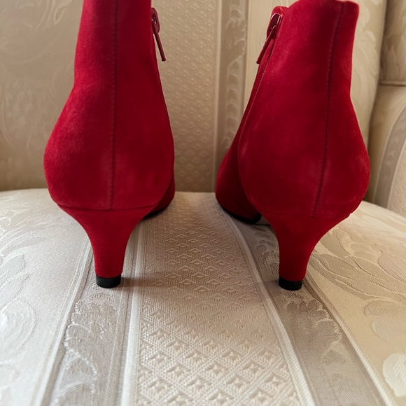 Clarks Suede Ankle Boot - Picture 4 of 4